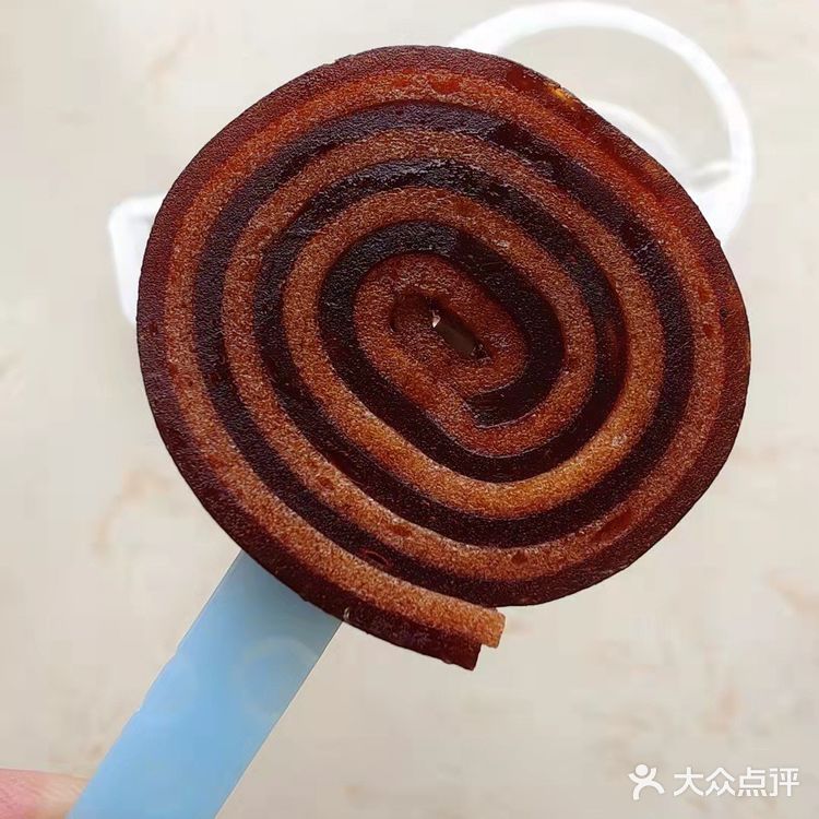 网购酷似棒棒糖的山楂卷[胜利]