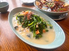 清炒豌豆苗-丽江金茂凯悦臻选酒店-滇香馆