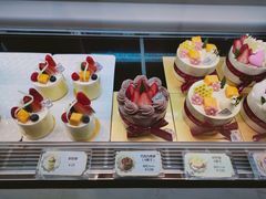 -花花卷卷·鲜食蛋糕(静安久光百货店)