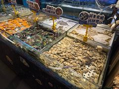 -领鲜活海鲜榴莲自助火锅(东门店)