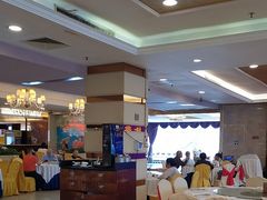 -御满江海鲜酒家(洛溪新城店)