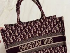 -小飞侠奢侈品回收 寄卖 养护(宝山宝龙广场店)