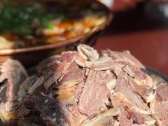 -朝伟清真铜瓢牛肉馆(三十年老·店)