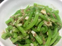 -费大厨辣椒炒肉(高铁吾悦广场店)