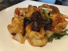 黑蒜大千虾球-北京四季酒店·采逸轩