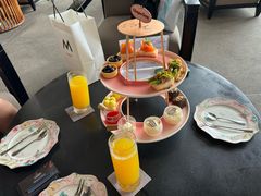 -亚龙湾喜来登·美景台大堂吧