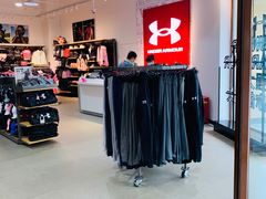 -UNDER ARMOUR(八达岭奥莱店)