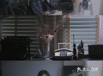 这间裁缝屋适合听落日飞车 ♡