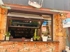 -丽纳尔斯酒吧咖啡LENORE’S BAR(三经街店)
