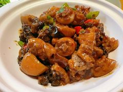 -黄泥岗·地道湖北菜(奥特莱斯店)