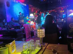 -喜鹊音乐酒馆(西街店)