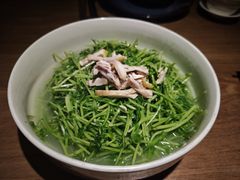 土鸡汤浸豆苗-阿强家川菜·29年老字号(岗顶店)
