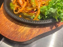 -臻牛烤肉