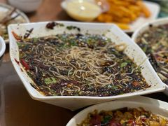 凉拌米线-玛扎烧烤私房菜