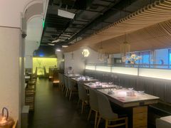 -左庭右院鲜牛肉火锅(浦江欢乐颂店)