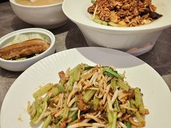 -闫府私房菜·百年鲁菜(恒隆店)