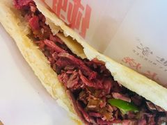 传统驴肉火烧-驴世家驴肉火烧·凉皮·胡辣汤(五道口店)