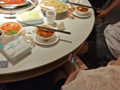 -茅草房·河畔园林火锅