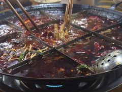 -正南齊北重庆老火锅(光华村直营店)