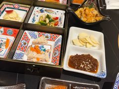 -山川小町·极番烧肉(新地假日广场店)