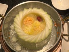 -得意咚瓜·顺德鱼生·冬瓜火锅(深圳首店)