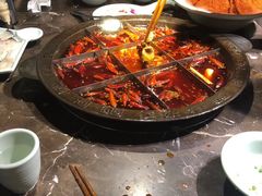 -红九格老火锅(三峡广场店)
