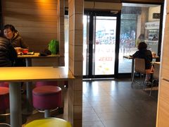 -麦当劳(江湾镇店)