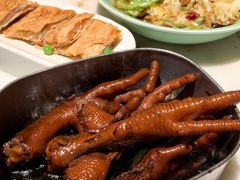 弄堂里的卤鸡爪-弄堂里(西溪龙湖天街店)