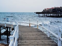 -北戴河碧螺塔海上酒吧公园
