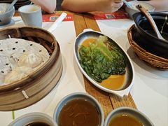 -馋三尺蟹粉小笼(人民广场店)