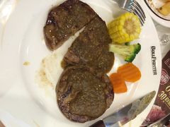 -斗牛士牛排餐厅(嘉里汇店)