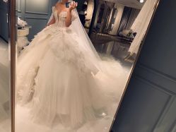 点击看大图 -GRACE KELLY婚纱与礼服(北京店)