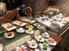 -半岛翡丽海鲜自助餐厅(观风亭店)