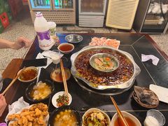 -邓莽子老火锅(中兴路总店)