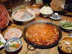 -旧街市鲜货老火锅(大光路店)