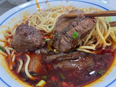 -易毛特色牛肉面(解放碑步行街店)