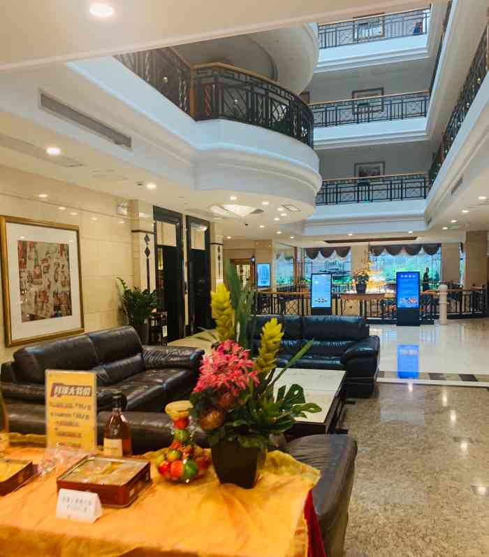 广州悦海宾馆-"酒店位置可以,但是房间太小,还有蜘蛛,前.