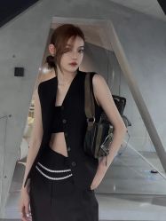 -变画·发型STUDIO