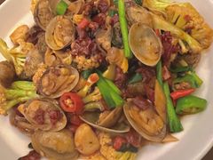 -何氏海产海鲜餐厅(体育中心店)