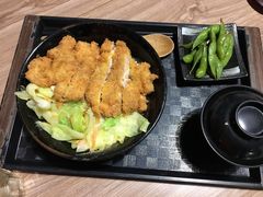 鲜炸黄金猪排定食-NO49 EATERY肆玖餐酒