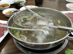 -乡土黄·鲜牛肉火锅·小龙虾(兴业街店)