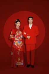 -喜爱高定婚纱摄影