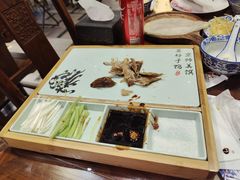 -娄三少·老北京春饼烤鸭家常菜(方庄店)