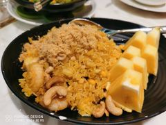 菠萝海鲜炒饭-星洲小聚·东南亚菜(中航城君尚店)