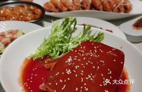 Delicious Braised Pork Belly