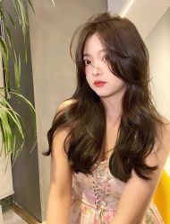 -HAIR CORNER