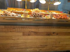 面包甜点陈列柜-比格比萨自助(花园路店)