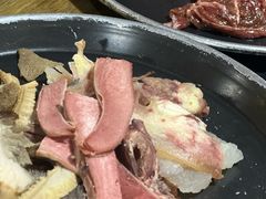 -小志家.野生菌鲜切牦牛肉牛杂火锅