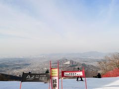 -中旅松花湖滑雪场