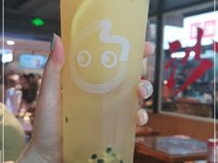-CoCo都可(湖滨银泰店B区店)
